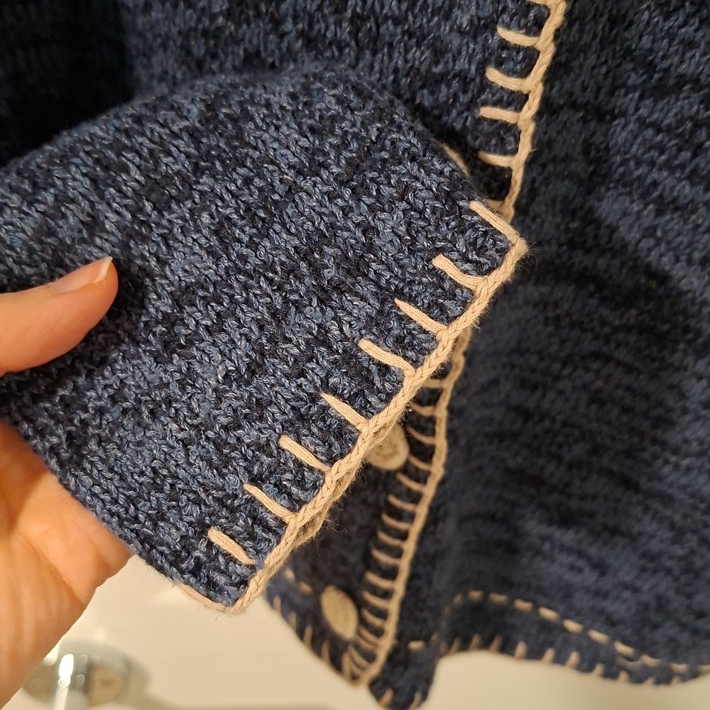 Vintage Blue Polo-neck Cardigan with Cream Crochet & Blanket Stitch (Size S) - Picture 8 of 10